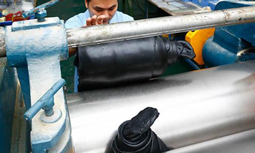 客制化橡膠塑膠制品制造商,廣州森拓橡塑制品有限公司:堅強的產品設計